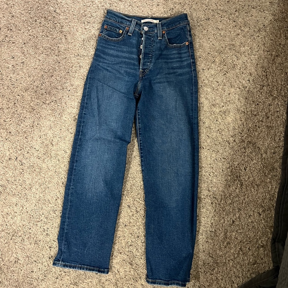 Levi’s ribcage straight ankle jeans